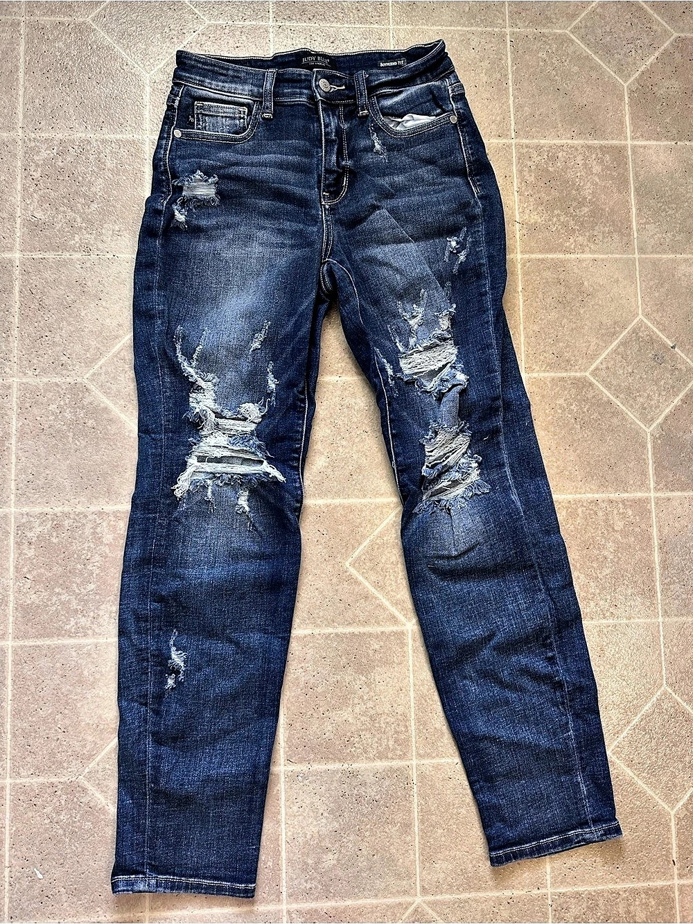✨Judy Blue Mid-Rise Cuffed Destroyed Boyfriend Denim Jeans Blue Waist 26✨